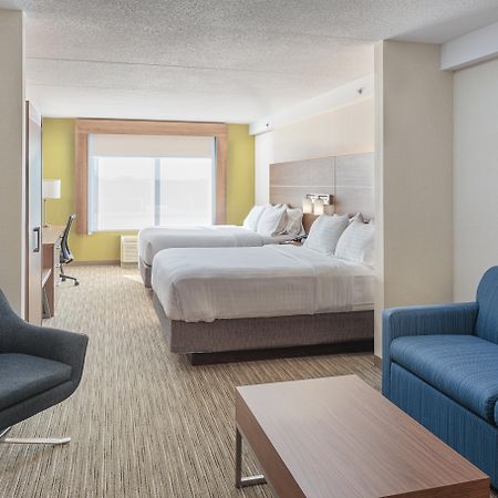 Holiday Inn Express & Suites - Belleville By Ihg Exteriér fotografie