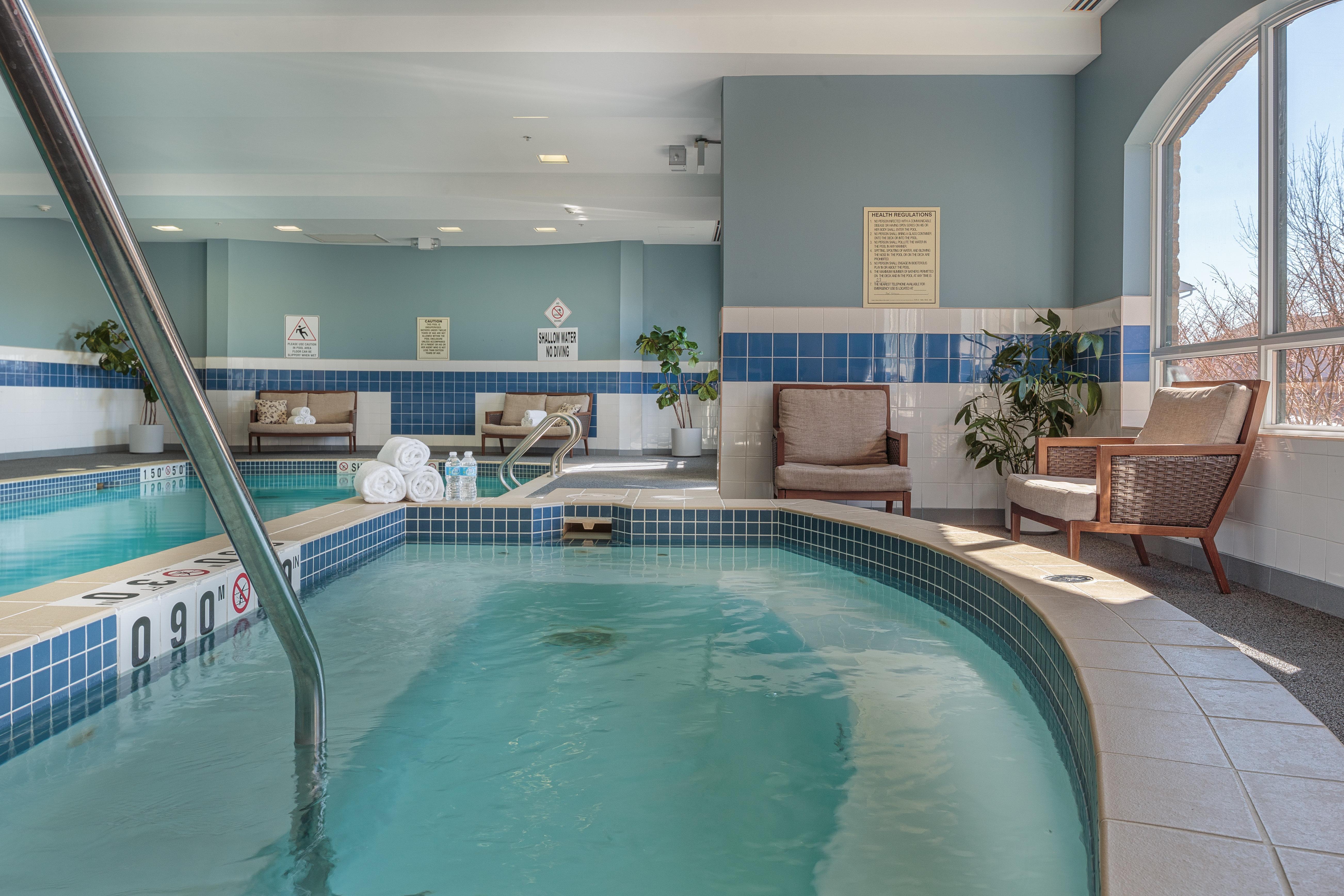 Holiday Inn Express & Suites - Belleville By Ihg Exteriér fotografie
