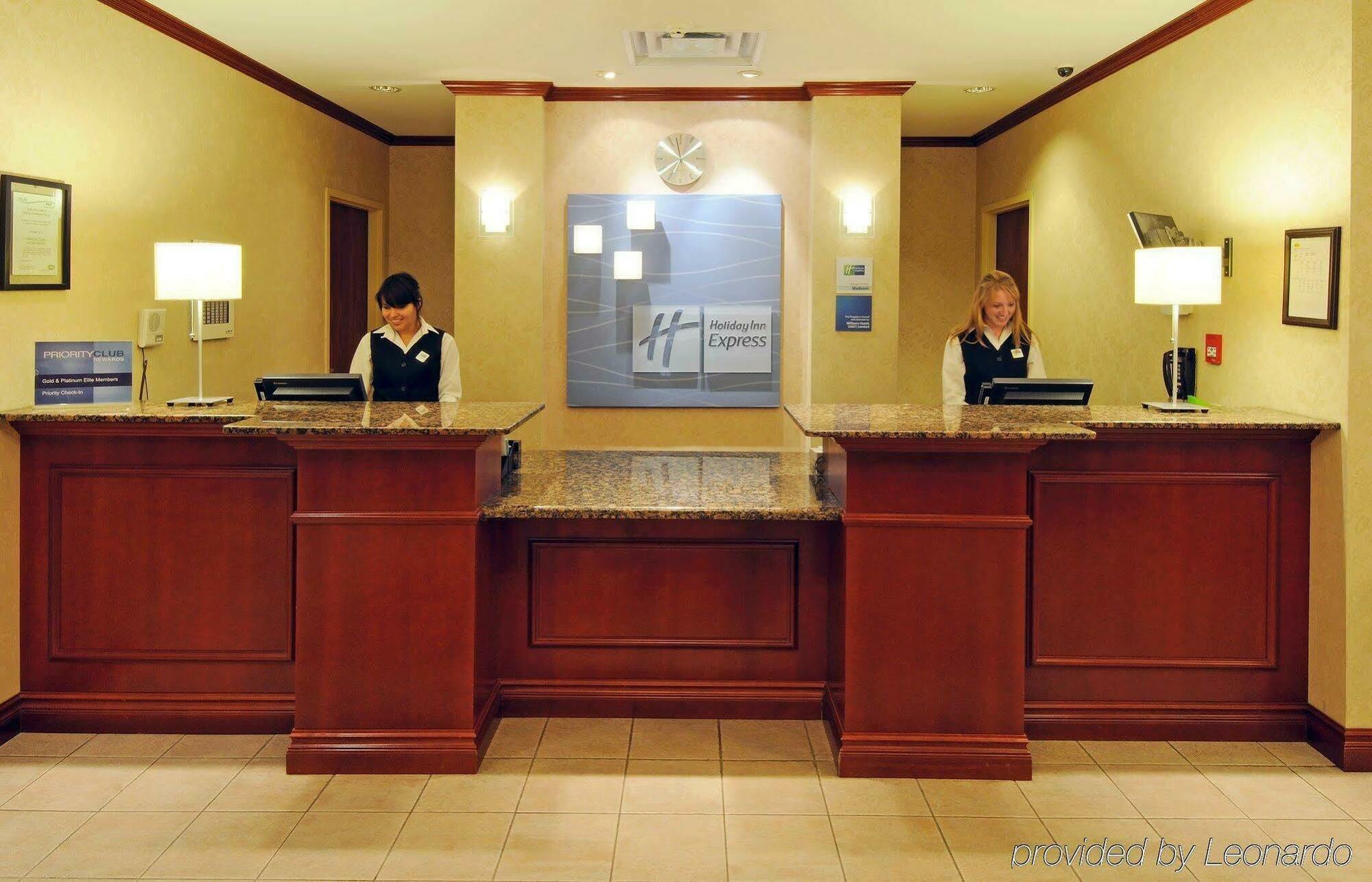 Holiday Inn Express & Suites - Belleville By Ihg Interiér fotografie